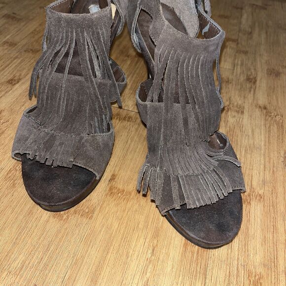 Steve Madden Girl Brown Suede Fringe Open Toe heels Size 8.5 Pracila Dress Shoes - Picture 3 of 8